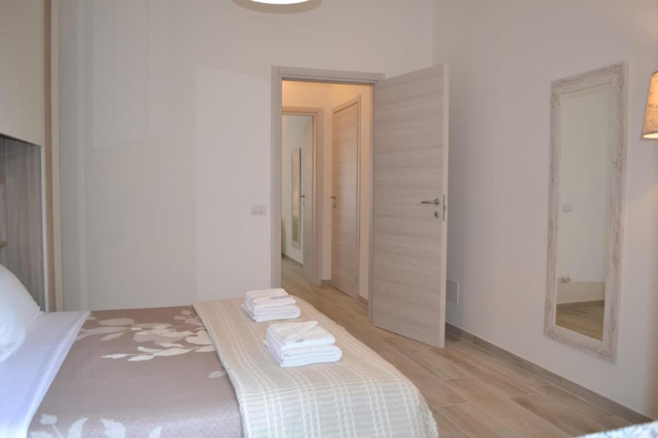 Le Grigne Guesthouse - The Garden Oliveto Lario Esterno foto